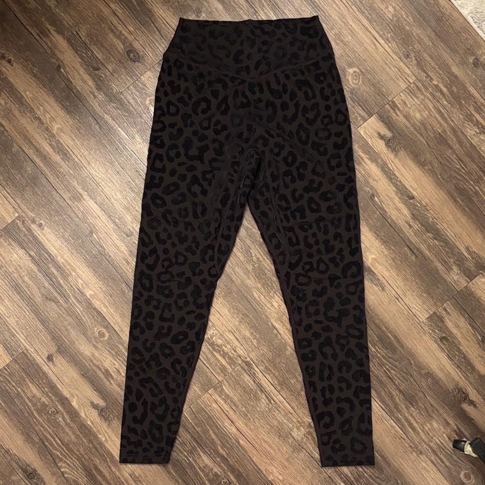 Leopard Print High-Waisted Leggings